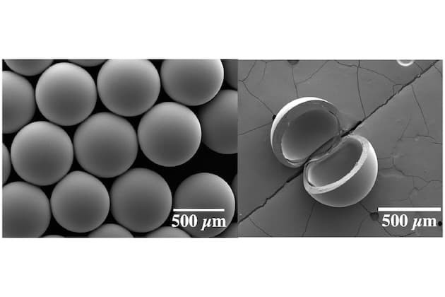 Fabrication of pH-responsive monodisperse microcapsules using interfacial tension of immiscible phases